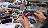 Fabricación de parches personalizados con formas y acabados a medida